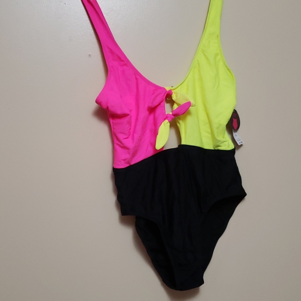 Baithing suit Brand New